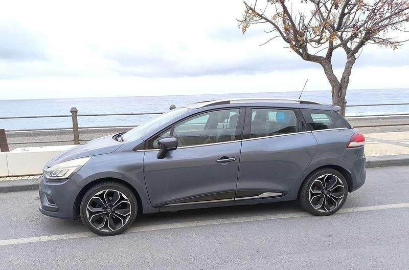 Usata Renault Clio GrandTour Intens 90 CV (66 kW) 2016 Station wagon