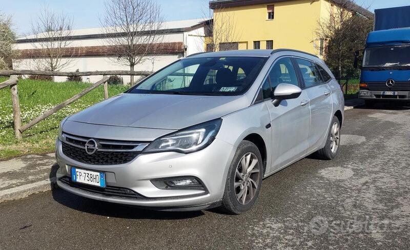 Usato 2018 Opel Astra 1.6 Diesel 136 CV (7.500 €)