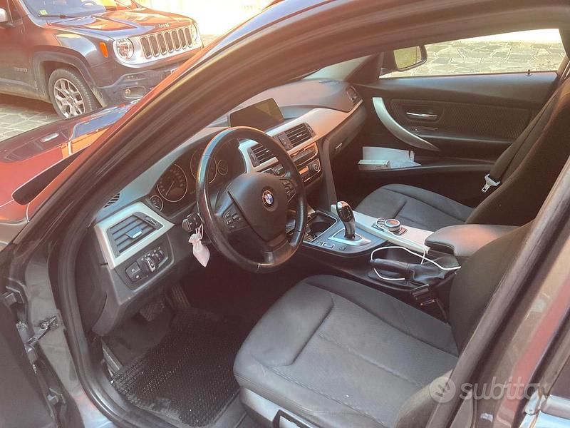 Usata BMW 320 2018 Grigio Station wagon