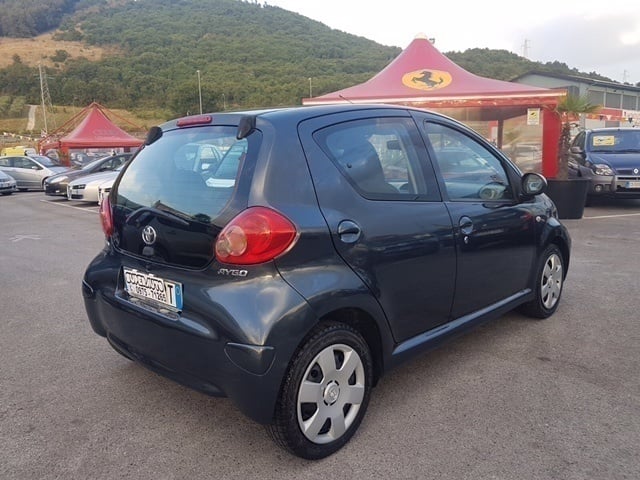 Peugeot 107 toyota aygo