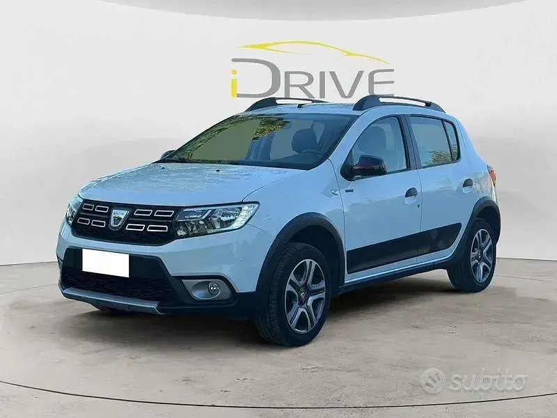Gebraucht Dacia Sandero Comfort 90 PS (66 kW) 2019 Weiß Limousine