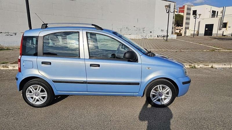 Usata Fiat Panda Emotion 69 CV (50 kW) 2010 Utilitaria