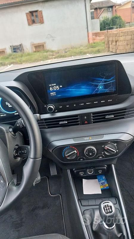 Usata Hyundai i20 84 CV (61 kW) 2024 Bianco Berlina