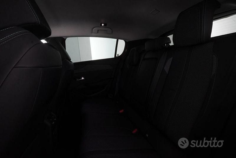 Usata Peugeot 308 Allure 131 CV (96 kW) 2023 Rosso Berlina
