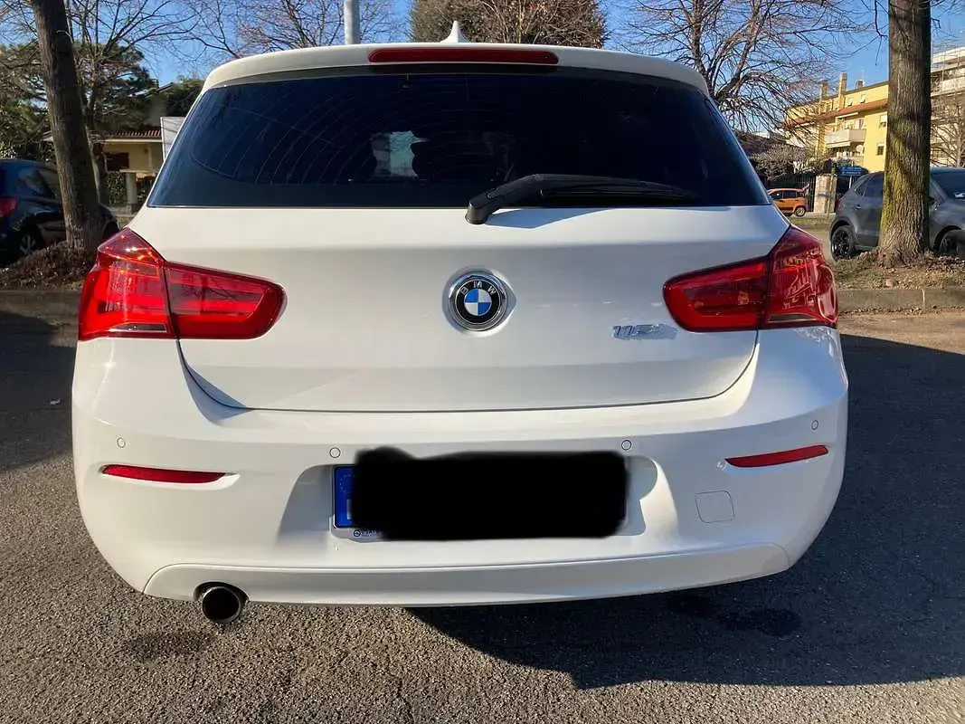 Usata BMW 116 109 CV (80 kW) 2017 Bianco Utilitaria