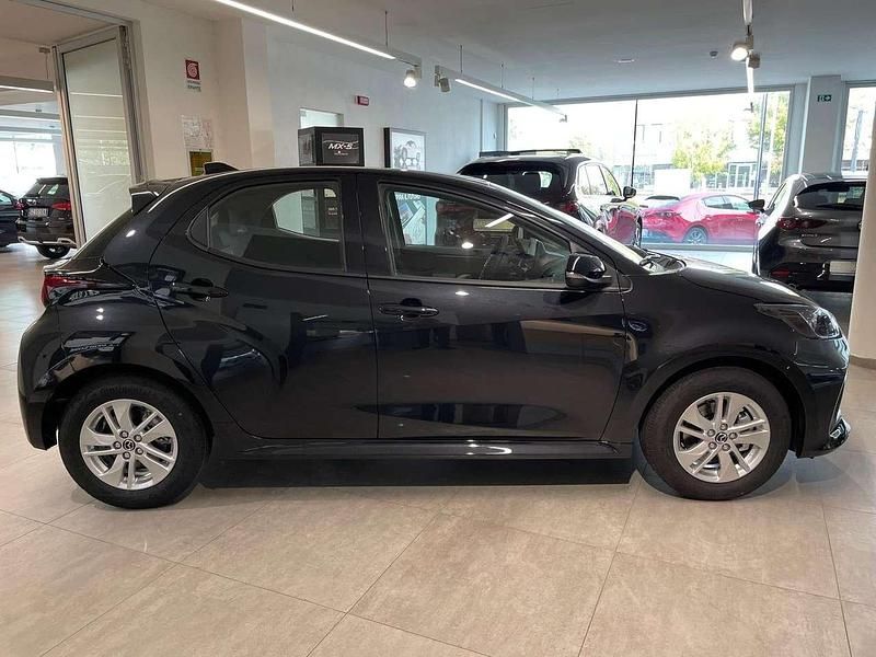 Nuova Mazda 2 Center-Line 116 CV (85 kW) 2025 Opera black Utilitaria