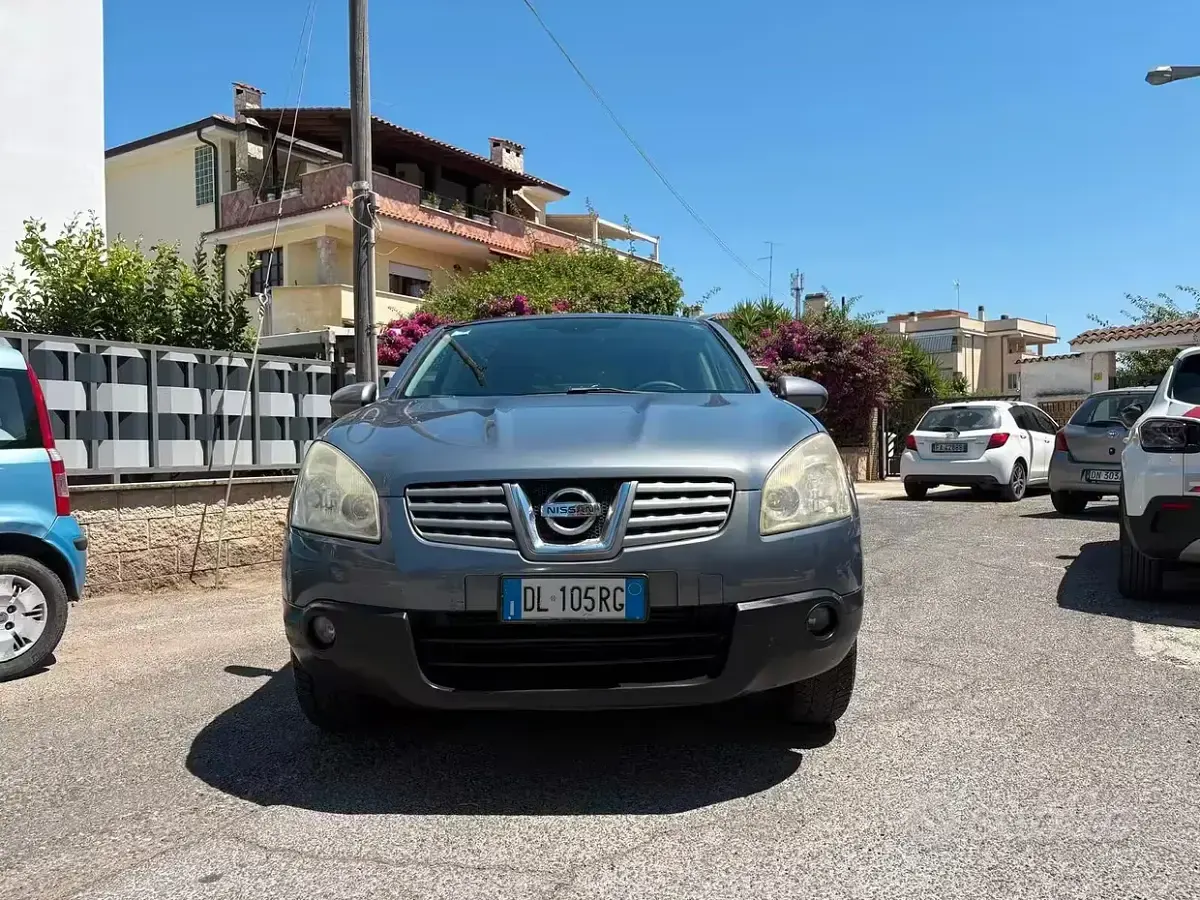 Usata Nissan Qashqai Visia 106 CV (77 kW) 2007 Grigio SUV