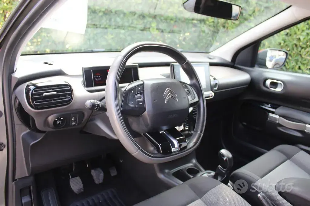 Usata Citroën C4 Shine 99 CV (72 kW) 2015 Grigio SUV