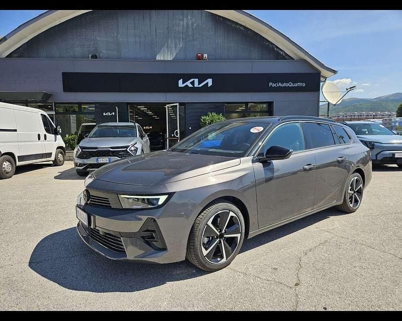 Vulkan grey Nuova 2025 Opel Astra Station wagon | 26.900 € (Cara) - Immagine 1/4