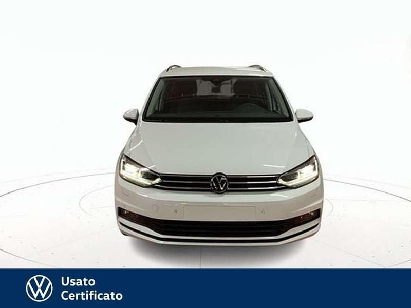 Gebraucht VW Touran Edition 122 PS (89 kW) 2025 Weiß Van / Kleinbus