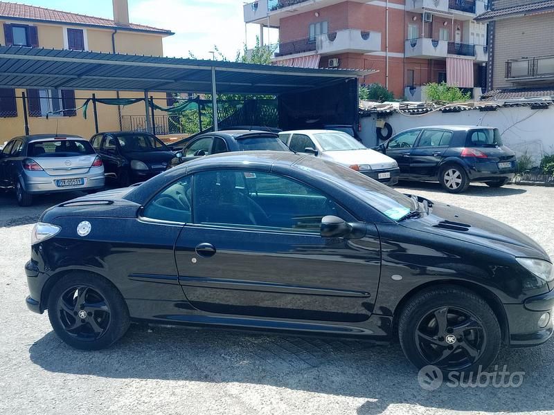 Usata Peugeot 206 CC 2011 Nero Cabrio