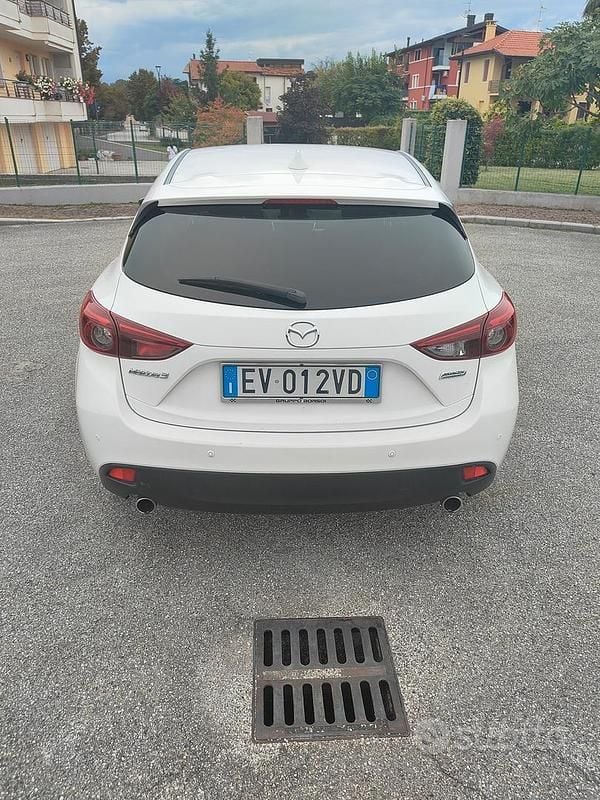 Usata Mazda 3 Sports-Line 150 CV (110 kW) 2014 Bianco Berlina