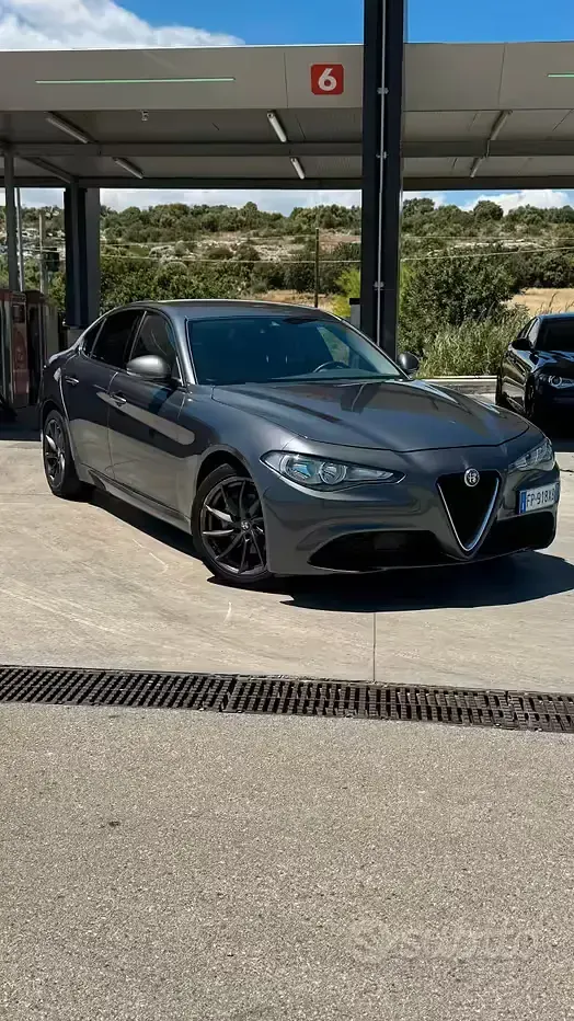 Usata Alfa Romeo Giulia 150 CV (110 kW) 2018 Berlina