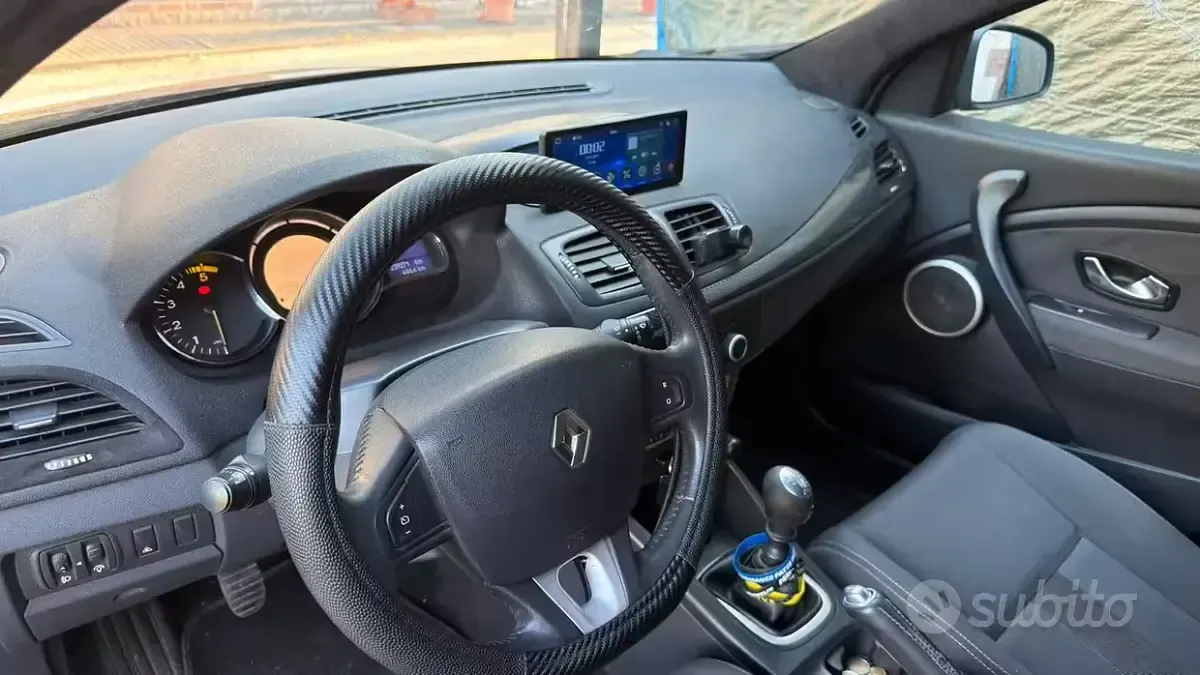 Usata Renault Mégane 110 CV (80 kW) 2010 Nero Berlina