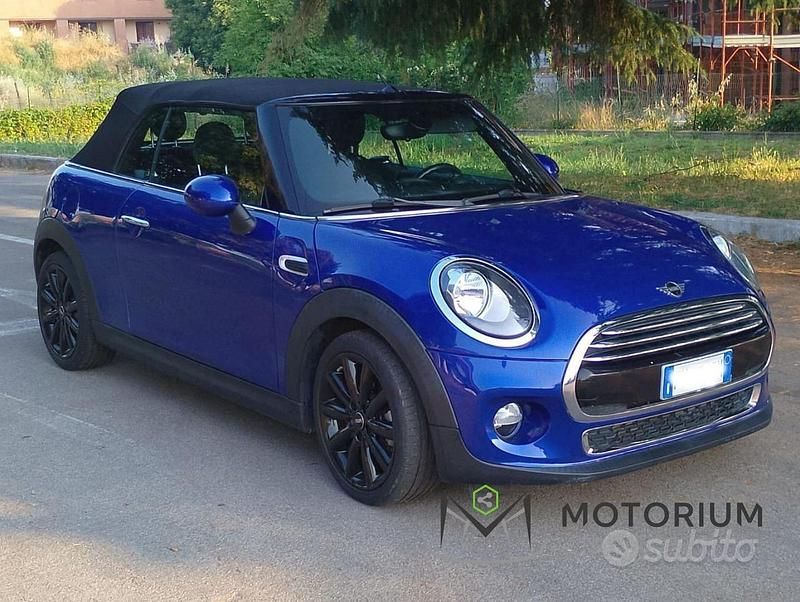 Usata Mini Cooper D Hype 116 CV (85 kW) 2019 Blu Utilitaria