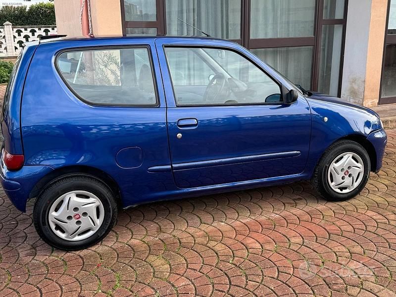Usata Fiat 1100B S 2001 Blu Utilitaria