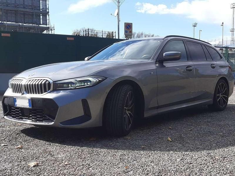 Usata BMW 320 M Sport 190 CV (139 kW) 2024 Grigio Station wagon