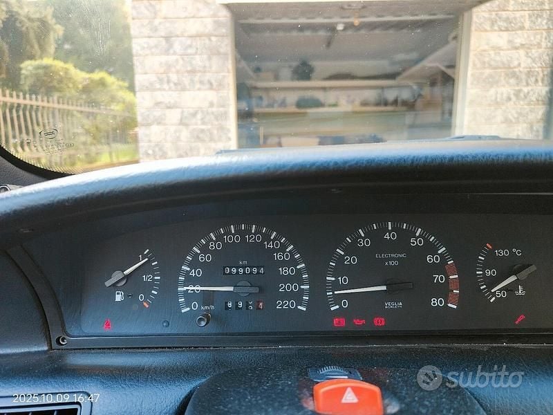 Bianco Usata 1995 Lancia Delta Due volumi | 1500 € - Immagine 1/4