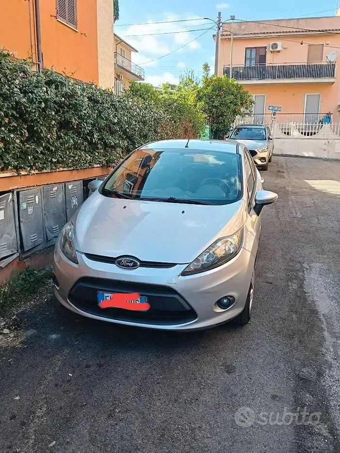 Usata Ford Fiesta 60 CV (44 kW) 2011