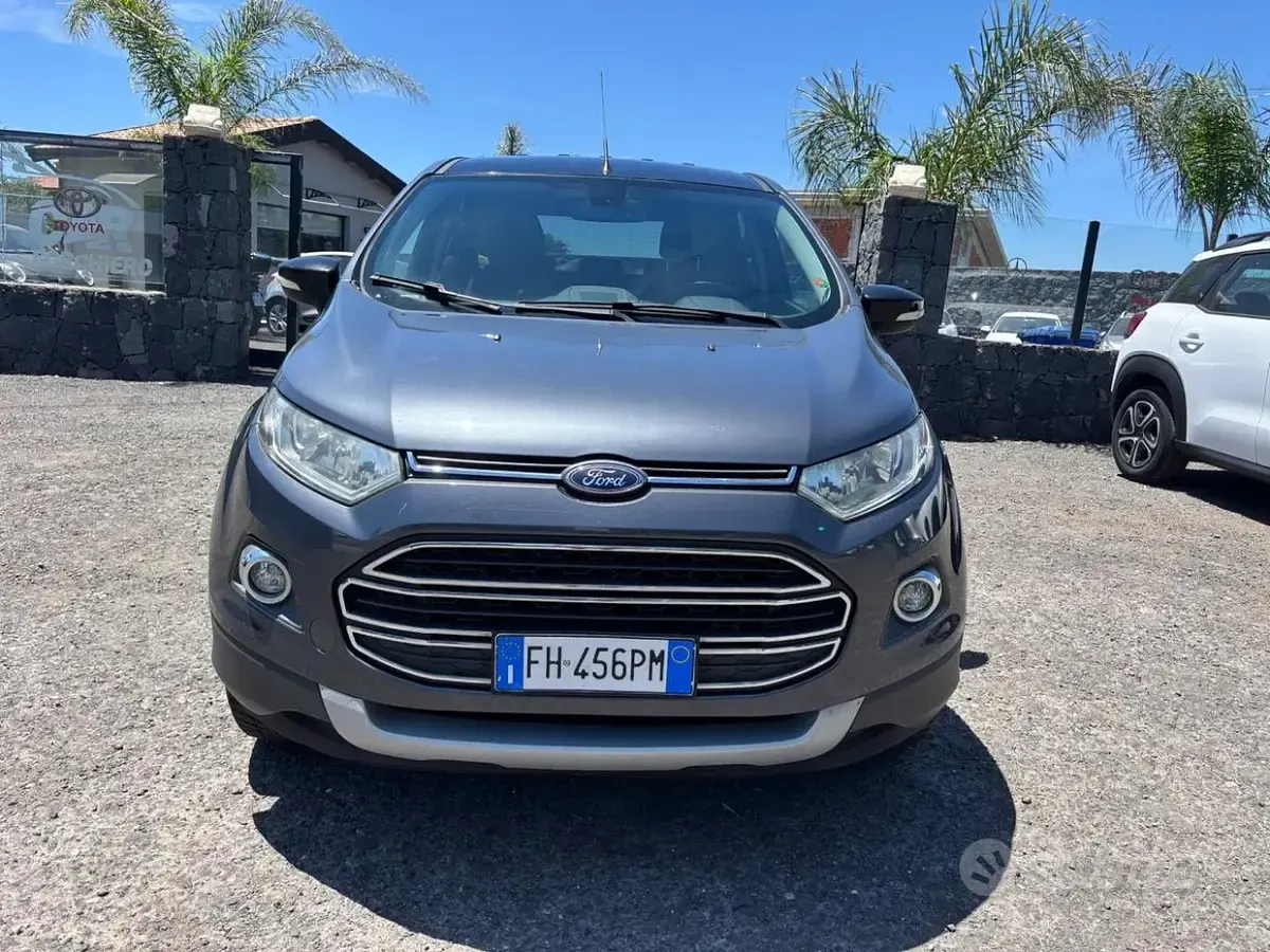 Usata Ford Ecosport Titanium 95 CV (69 kW) 2017 Grigio SUV