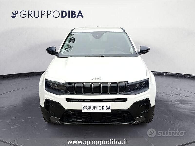 Usata Jeep Avenger Longitude 101 CV (74 kW) 2025 Bianco SUV