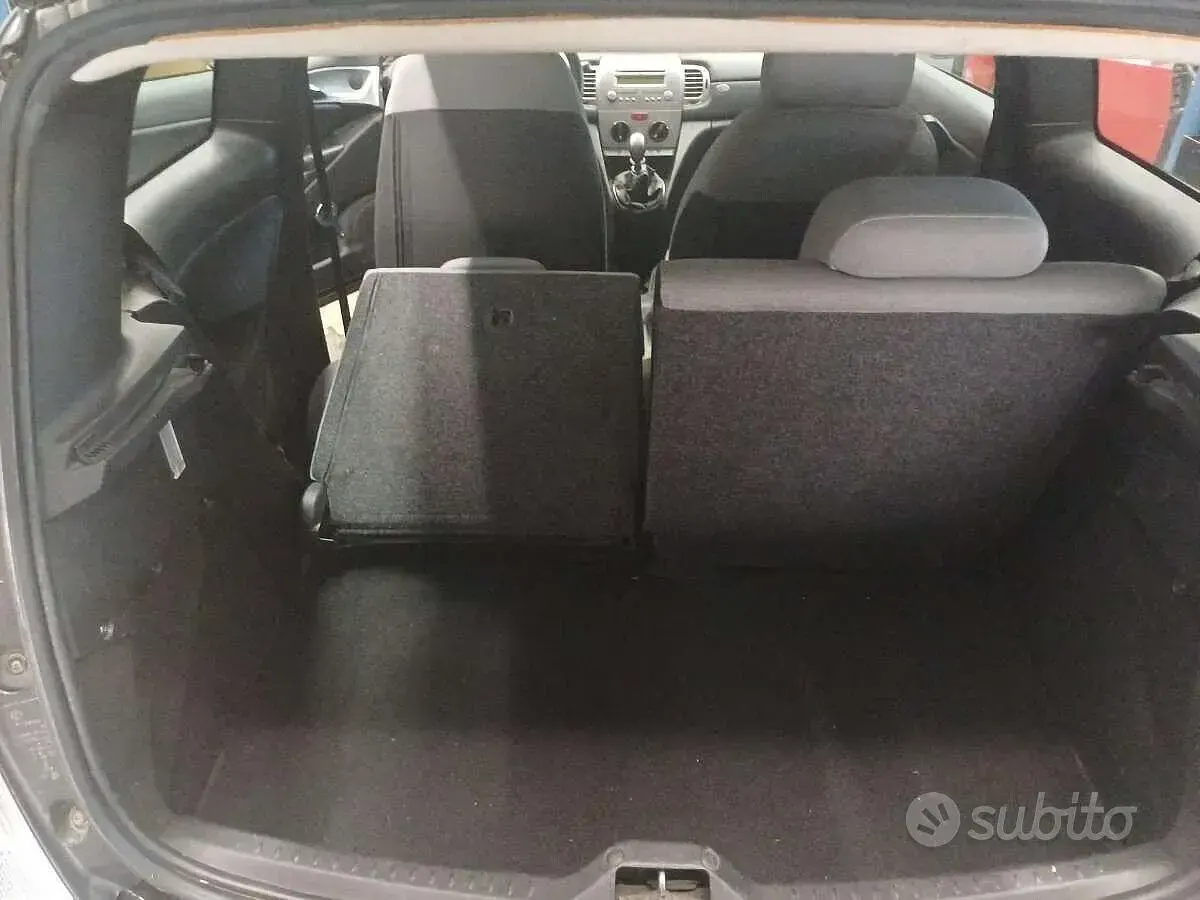 Usata Lancia Ypsilon 60 CV (44 kW) 2007 Nero Utilitaria