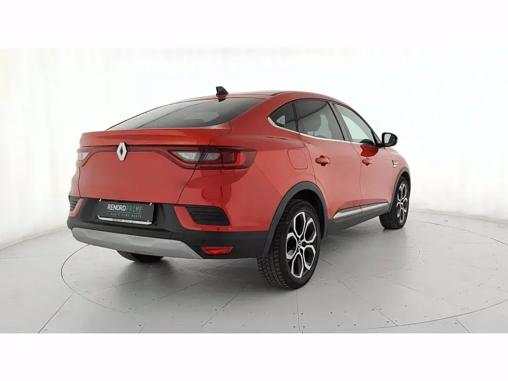 Usata Renault Arkana Intens 143 CV (105 kW) 2022 Rosso SUV