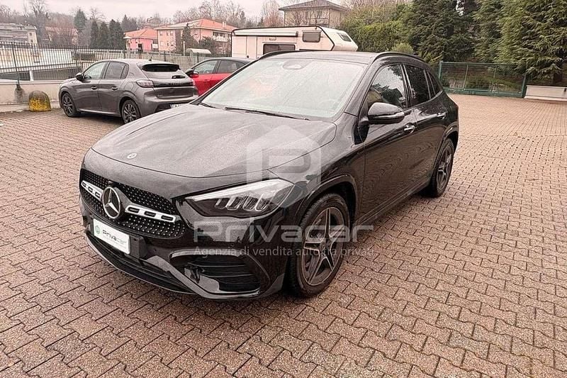 Nero Usata 2023 Mercedes GLA200 Advanced SUV | 40.800 € (Cara) - Immagine 1/4