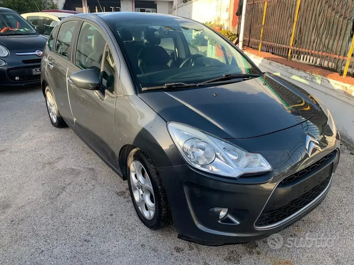 Usata Citroën C3 Exclusive 68 CV (50 kW) 2013 Grigio Berlina
