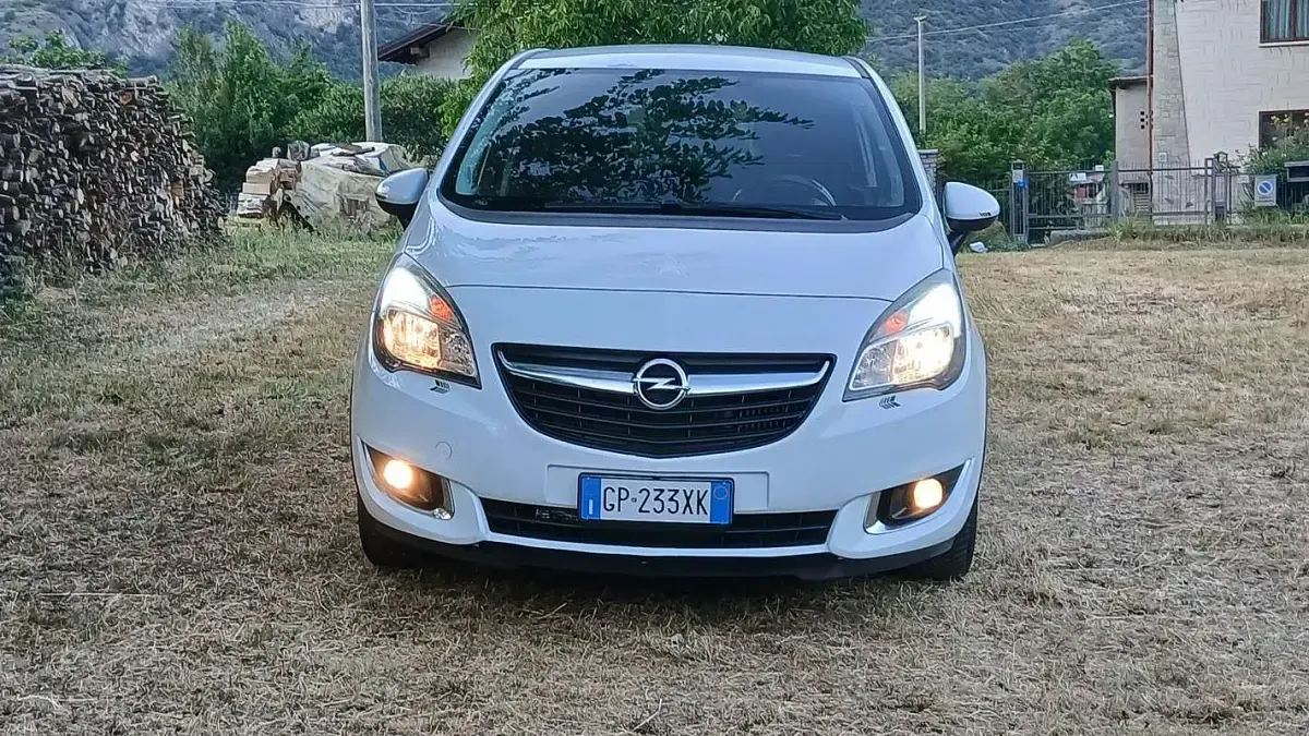 Usata Opel Meriva S 95 CV (69 kW) 2017 Monovolume