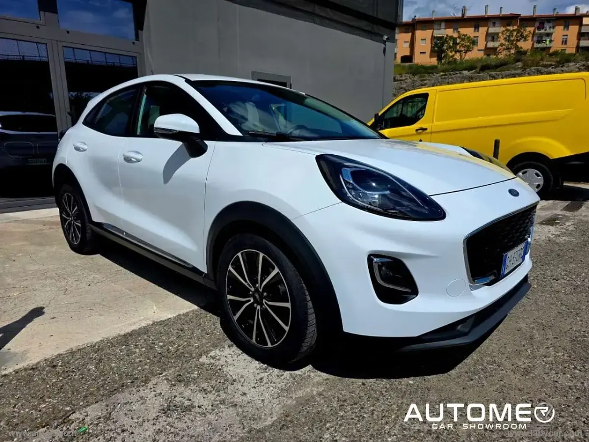 Usata Ford Puma Titanium 124 CV (91 kW) 2022 Bianco SUV