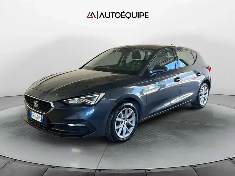Usata Seat Leon Style 150 CV (110 kW) 2021 Magnetic tech Berlina