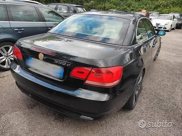 Usata BMW 330 Cabriolet 231 CV (169 kW) 2007 Nero Cabrio