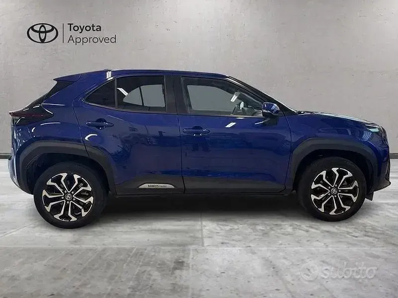 Usata Toyota Yaris Cross Trend 116 CV (85 kW) 2022 Bluazzurro SUV