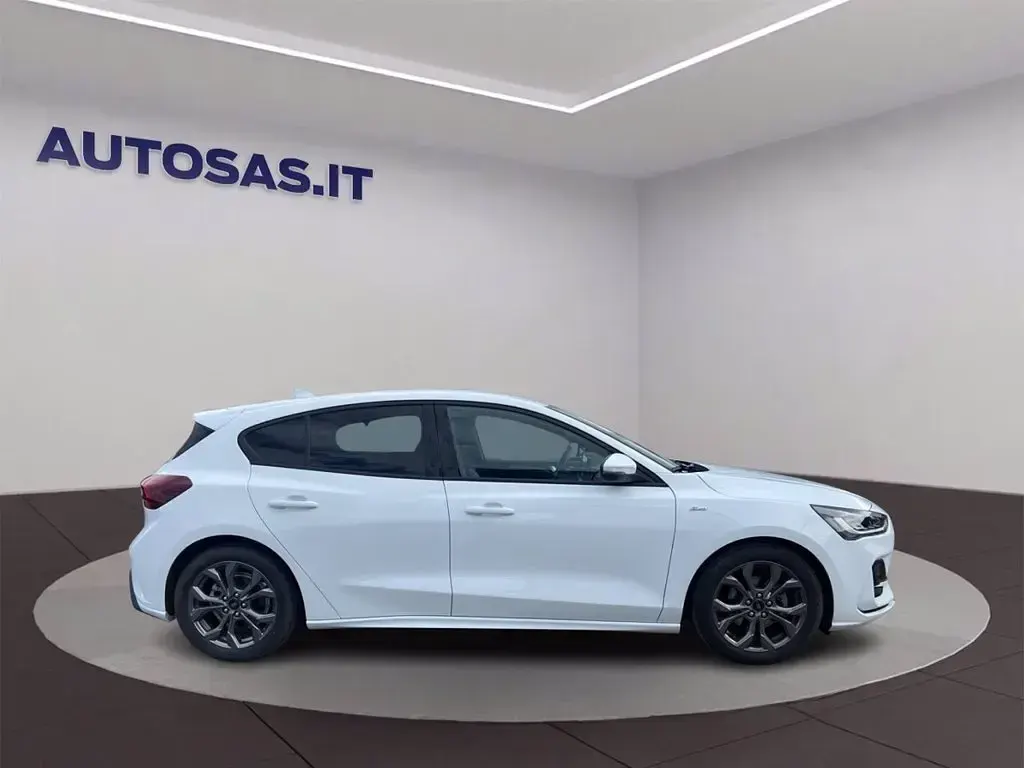 Usata Ford Focus ST-Line 116 CV (85 kW) 2024 Bianco Berlina