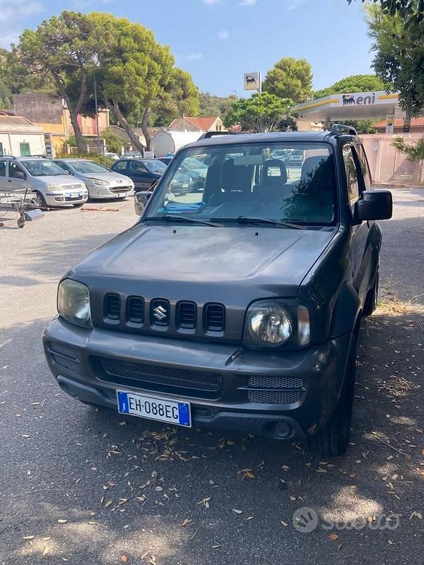 Usata Suzuki Jimny 2011 SUV