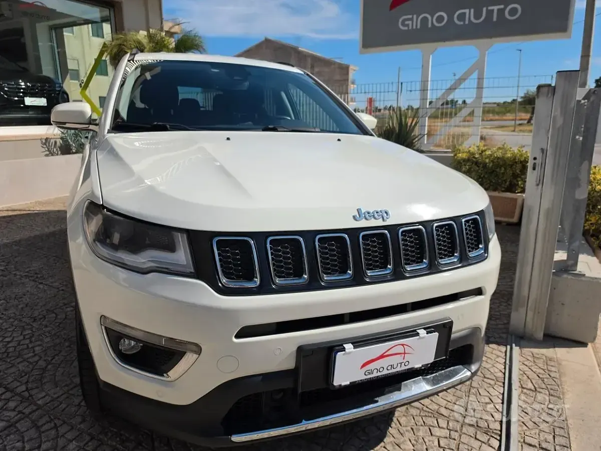 Usata Jeep Compass Limited 140 CV (102 kW) 2019 Bianco SUV
