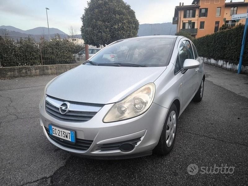 Usata Opel Corsa 80 CV (58 kW) 2010 Grigio Utilitaria
