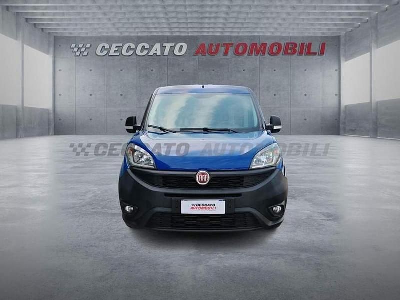 Usata Fiat Doblò 95 CV (69 kW) 2018 Blu Monovolume