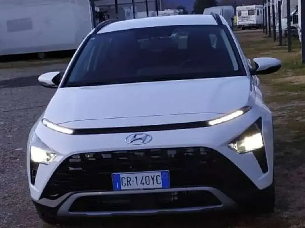 Usata Hyundai Bayon 101 CV (74 kW) 2023 Bianco SUV
