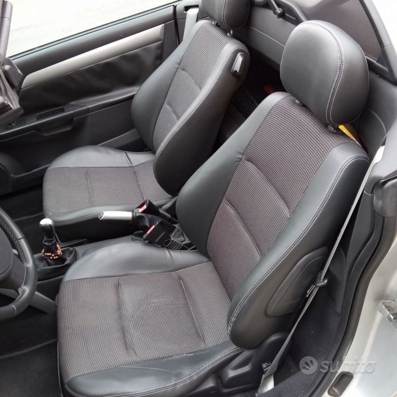 Usata Opel Tigra 69 CV (50 kW) 2006 Cabrio