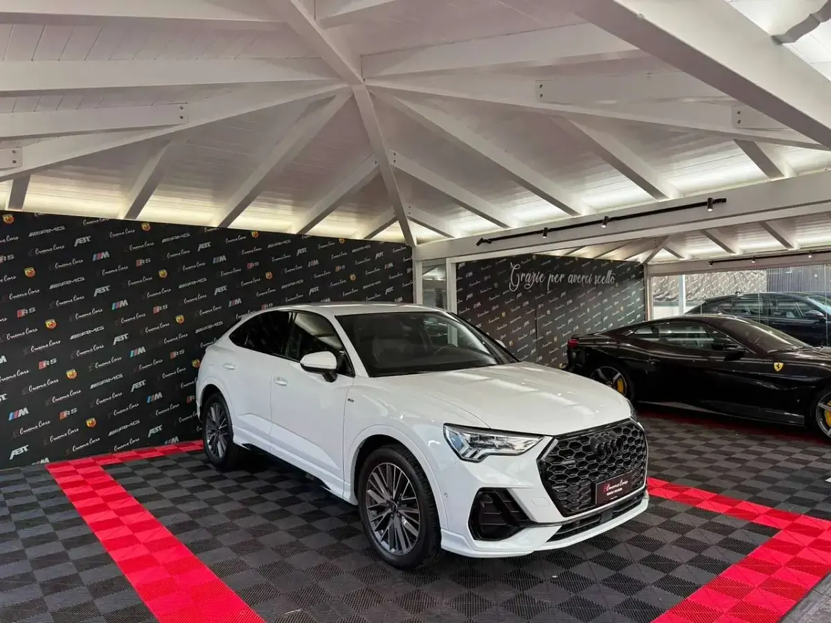 Usata Audi Q3 Sportback S-Line 150 CV (110 kW) 2022 Bianco SUV