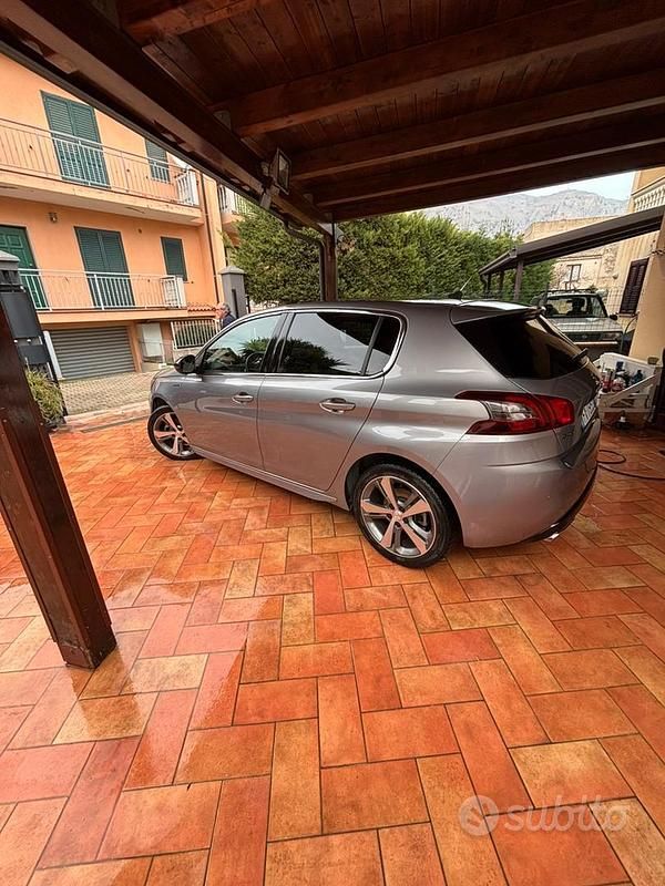 Usata Peugeot 308 131 CV (96 kW) 2019 Grigio Berlina