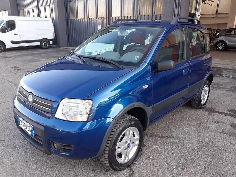 Blu Usata 2006 Fiat Panda 4x4 Due volumi | 7550 € (Molto cara) - Immagine 1/4