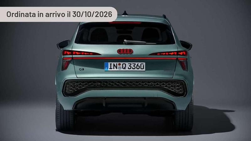 Nuova Audi Q3 Advanced 204 CV (150 kW) 2025 Argento SUV
