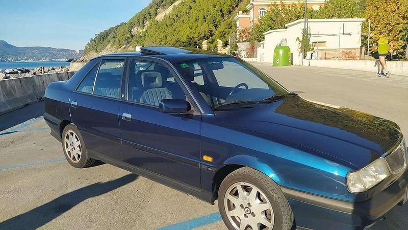 Usata Lancia Dedra 162 CV (119 kW) 1992 Blu/azzurro Berlina