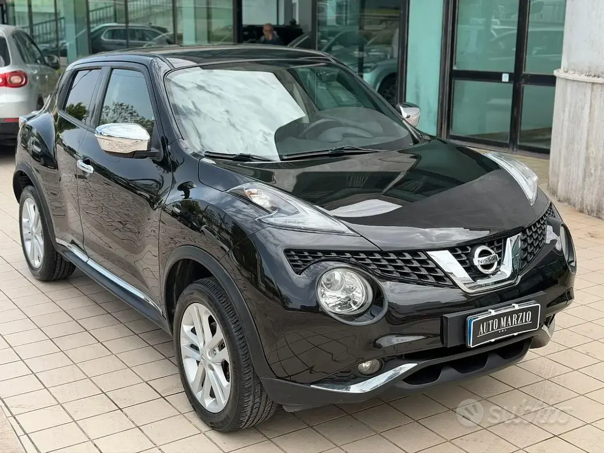 Usata Nissan Juke Acenta 116 CV (85 kW) 2016 Nero SUV