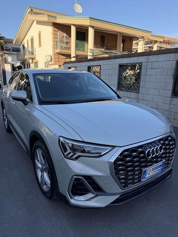 Begagnad Audi Q3 S-Line 150 HK (110 kW) 2020 SUV