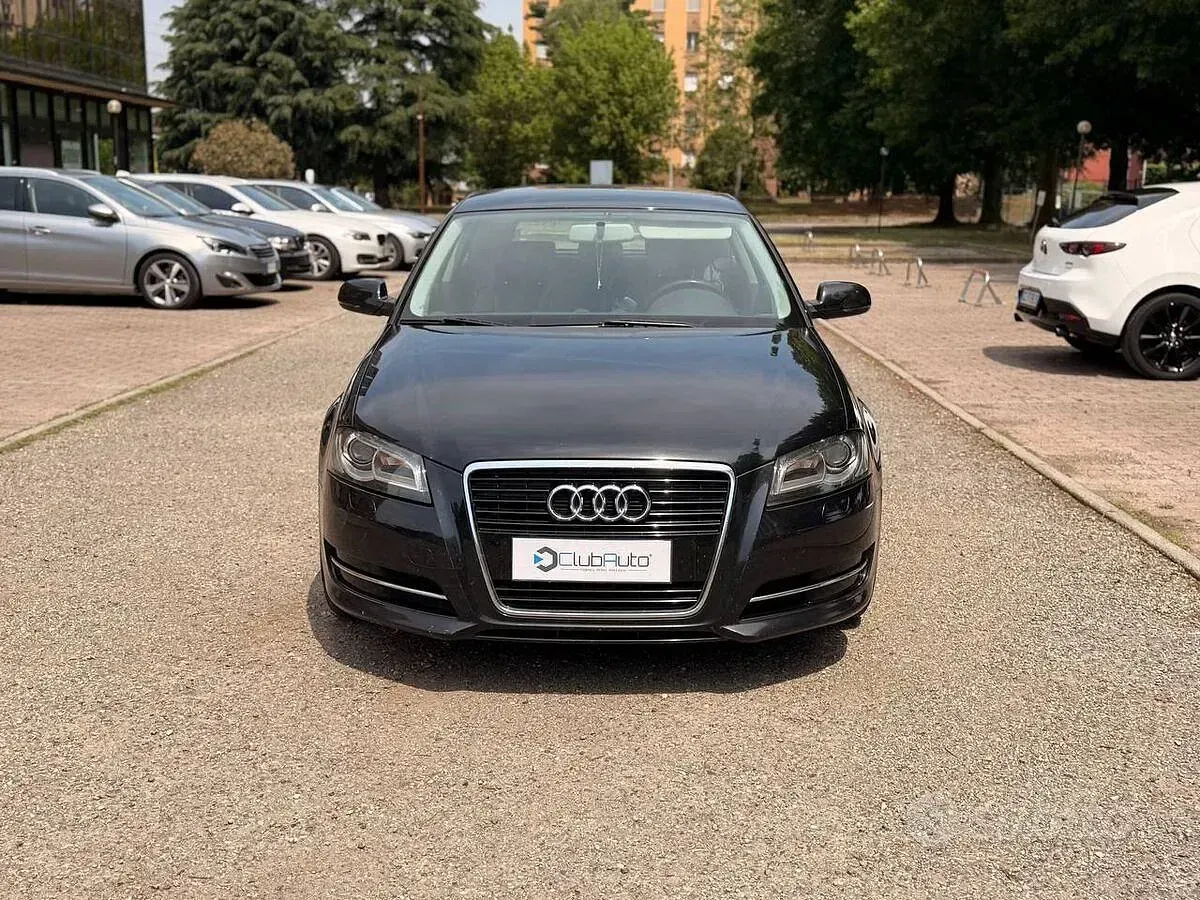 Usata Audi A3 Ambiente 105 CV (77 kW) 2012 Nero Utilitaria
