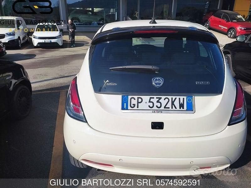 Usata Lancia Ypsilon S 70 CV (51 kW) 2023 Bianco Utilitaria